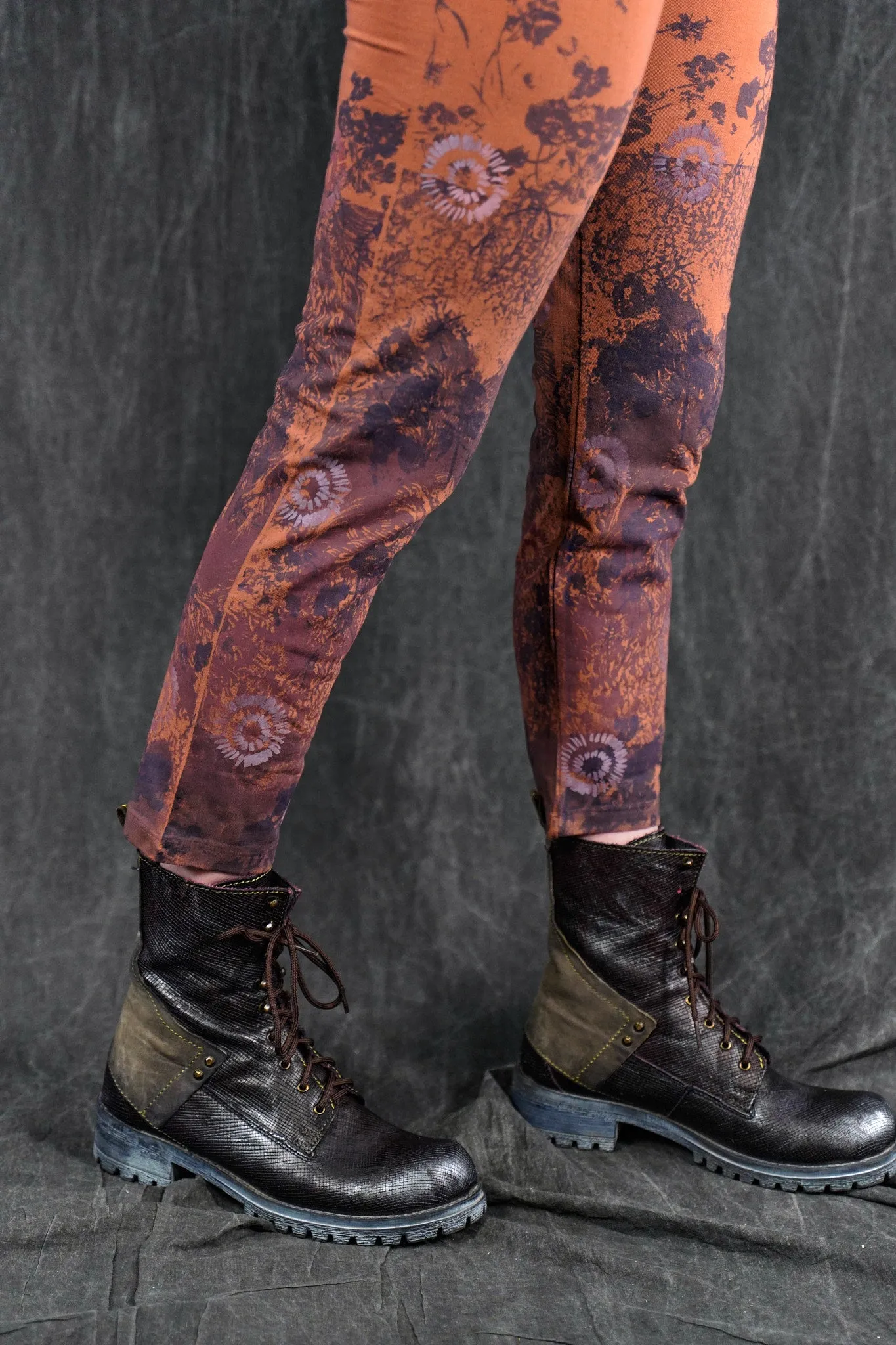 3167 Crop Legging Tiger Lily-P