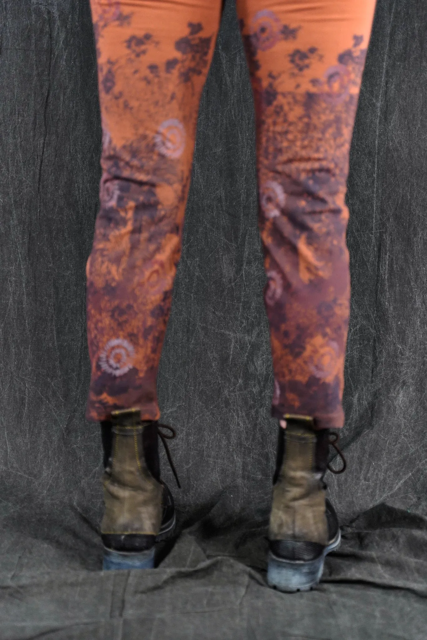3167 Crop Legging Tiger Lily-P
