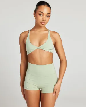 Aura Vantage Bra - Light Sage