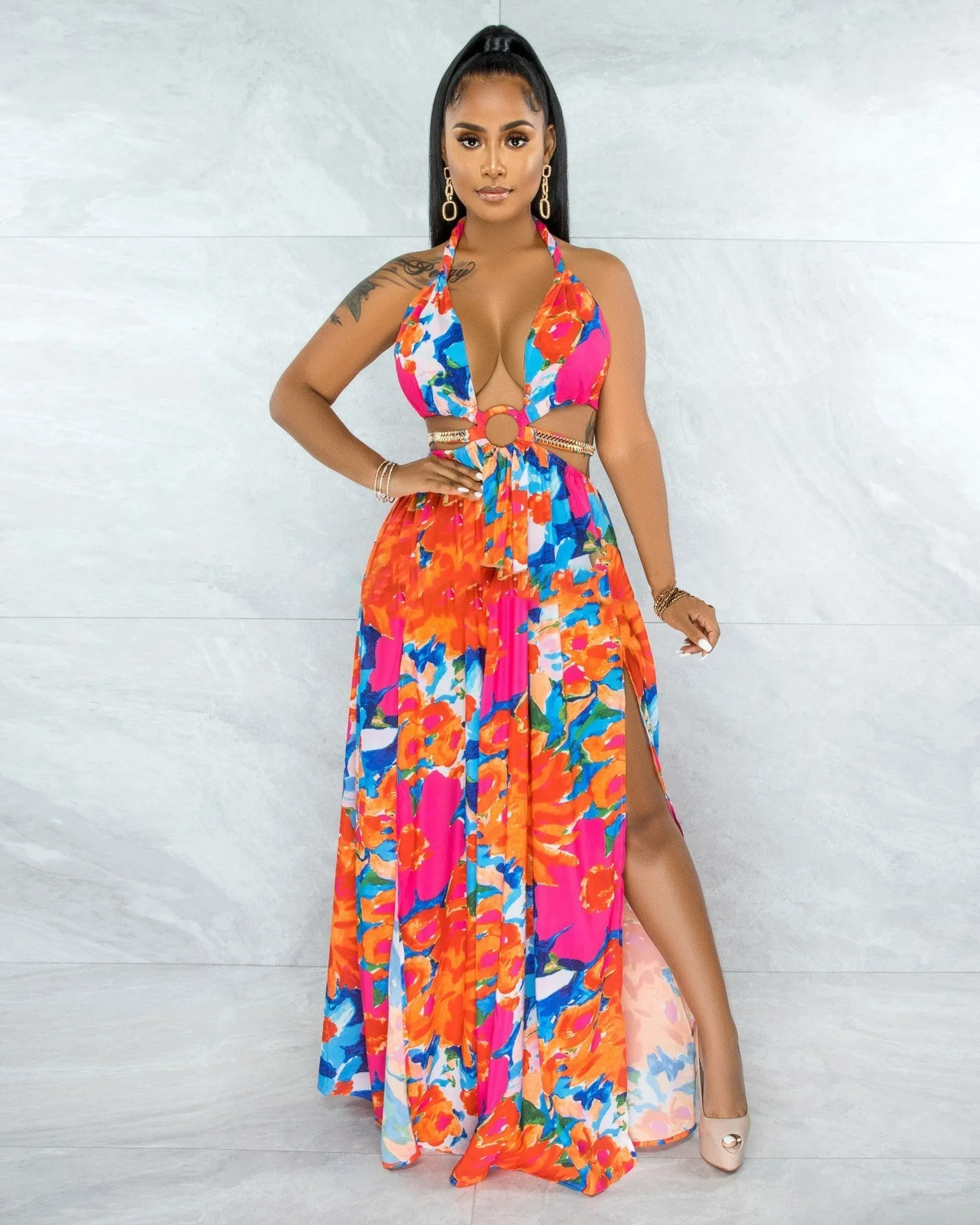 Aurelia – Radiant Women’s Floral Halterneck Dress