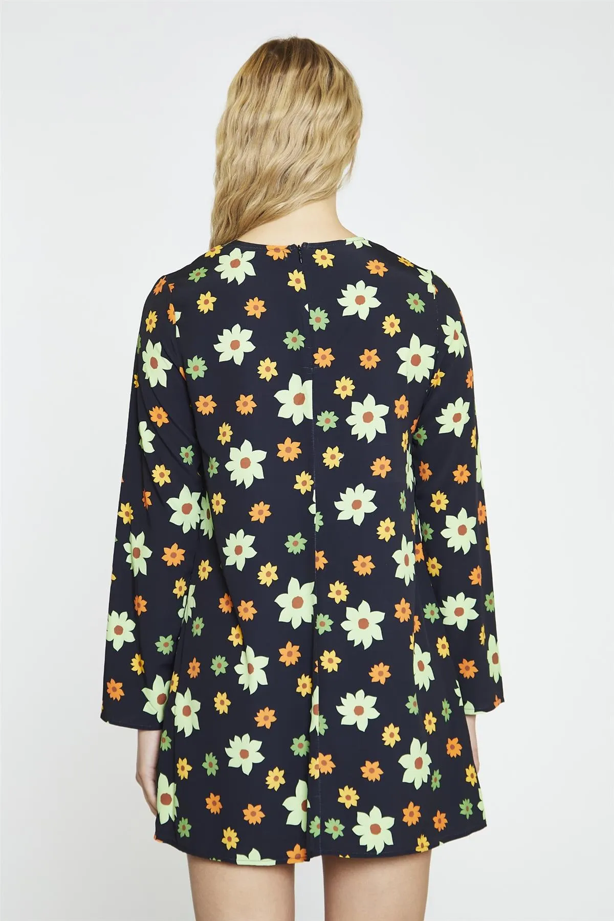 Black-Green-Flower Long-Sleeve Mini-dress