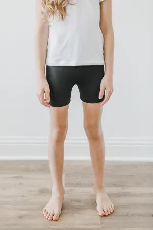 BLACK TWIRL SHORTS