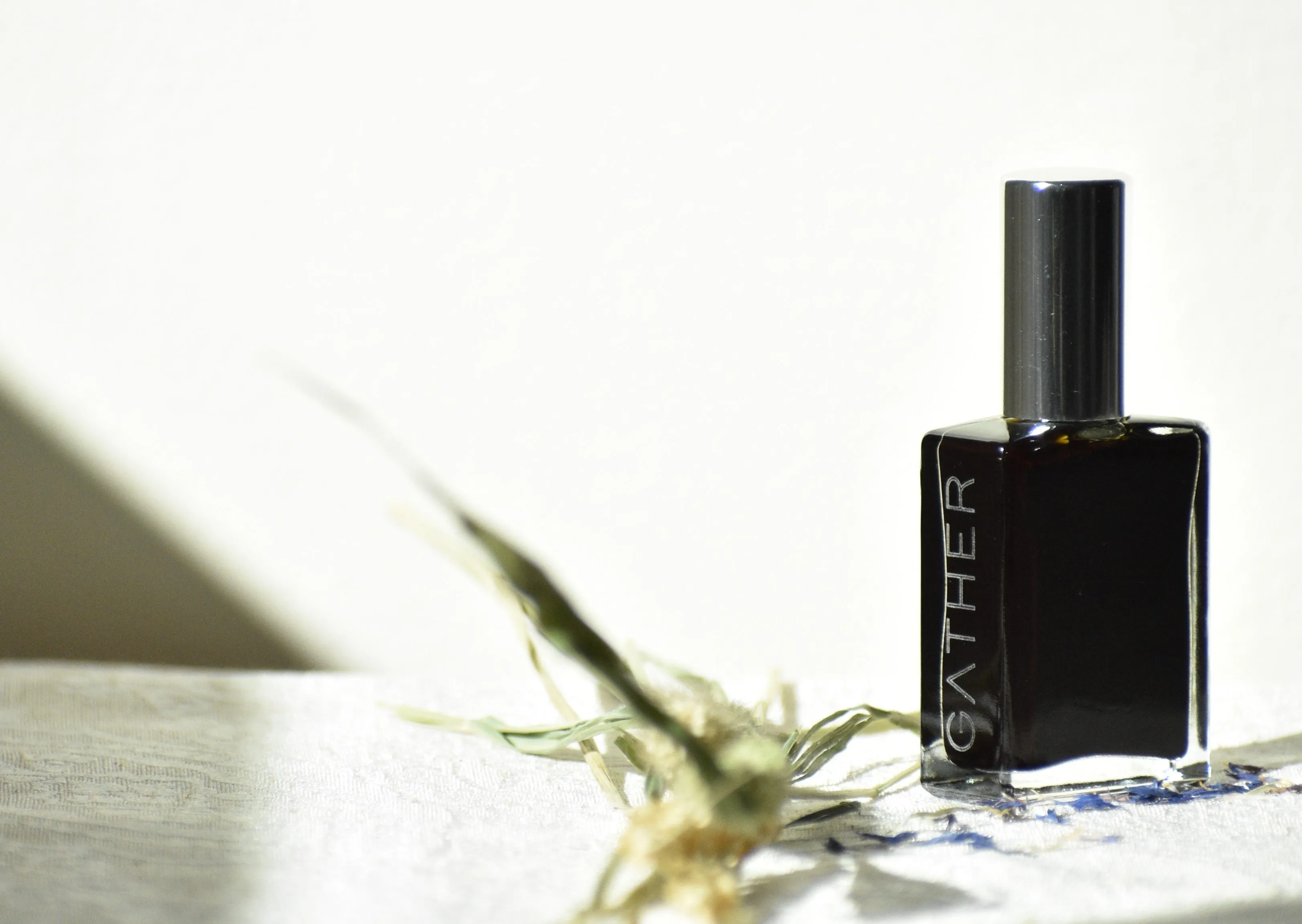 BLUEGRASS - Natural Botanical Perfume - The Prairie Meadow