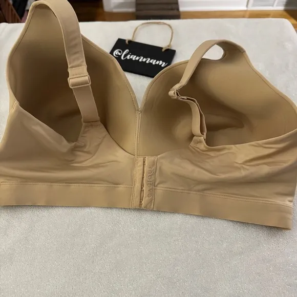 CACIQUE Lane Bryant Set of 2 Comfort Bliss Lightly Lined No-Wire Bras