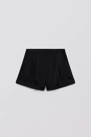 Devan Pleated Shorts