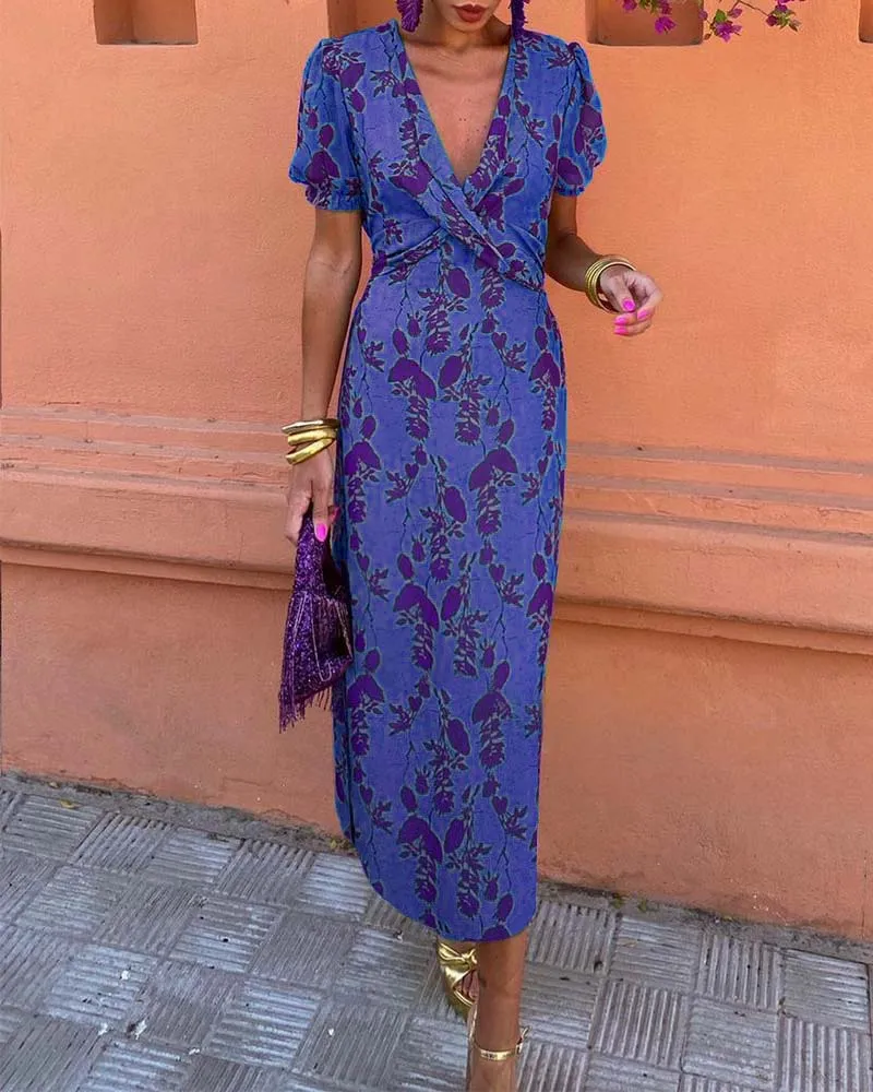 Elegant Floral Dress with Classic Style for Women