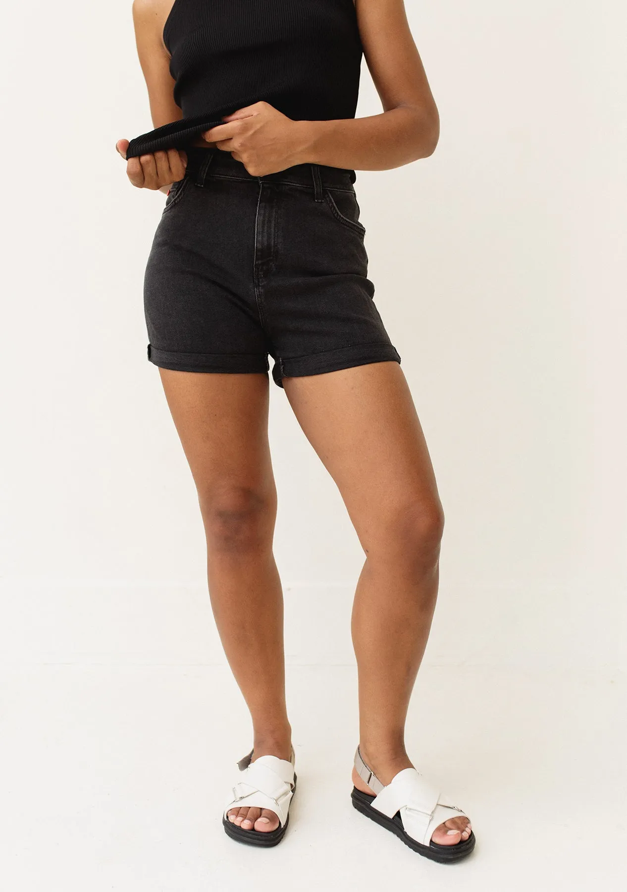 Ella Dark Shorts 80's