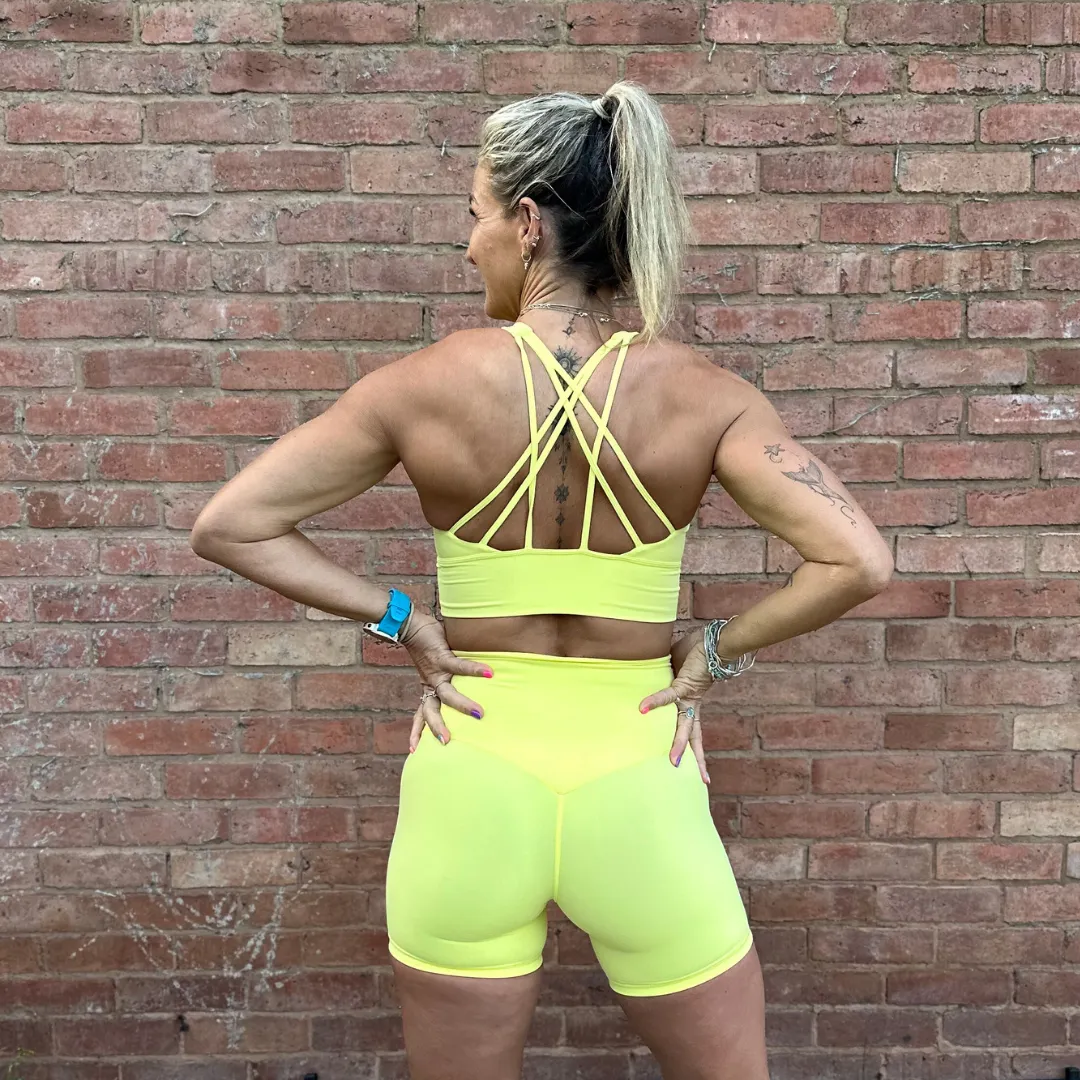 Halo Heatwave Shorts in Sunshine