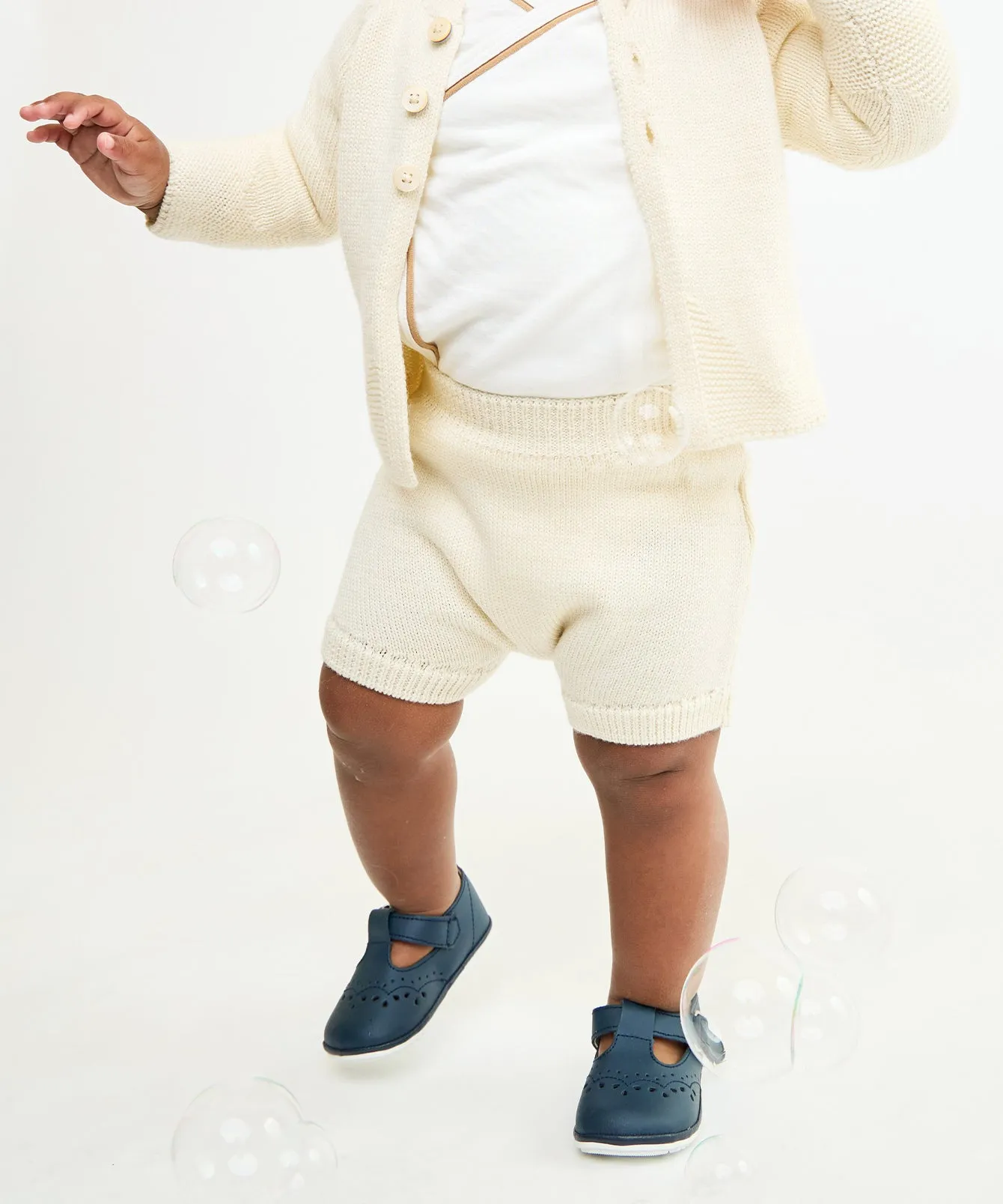 Kirby Bloomer, Cream