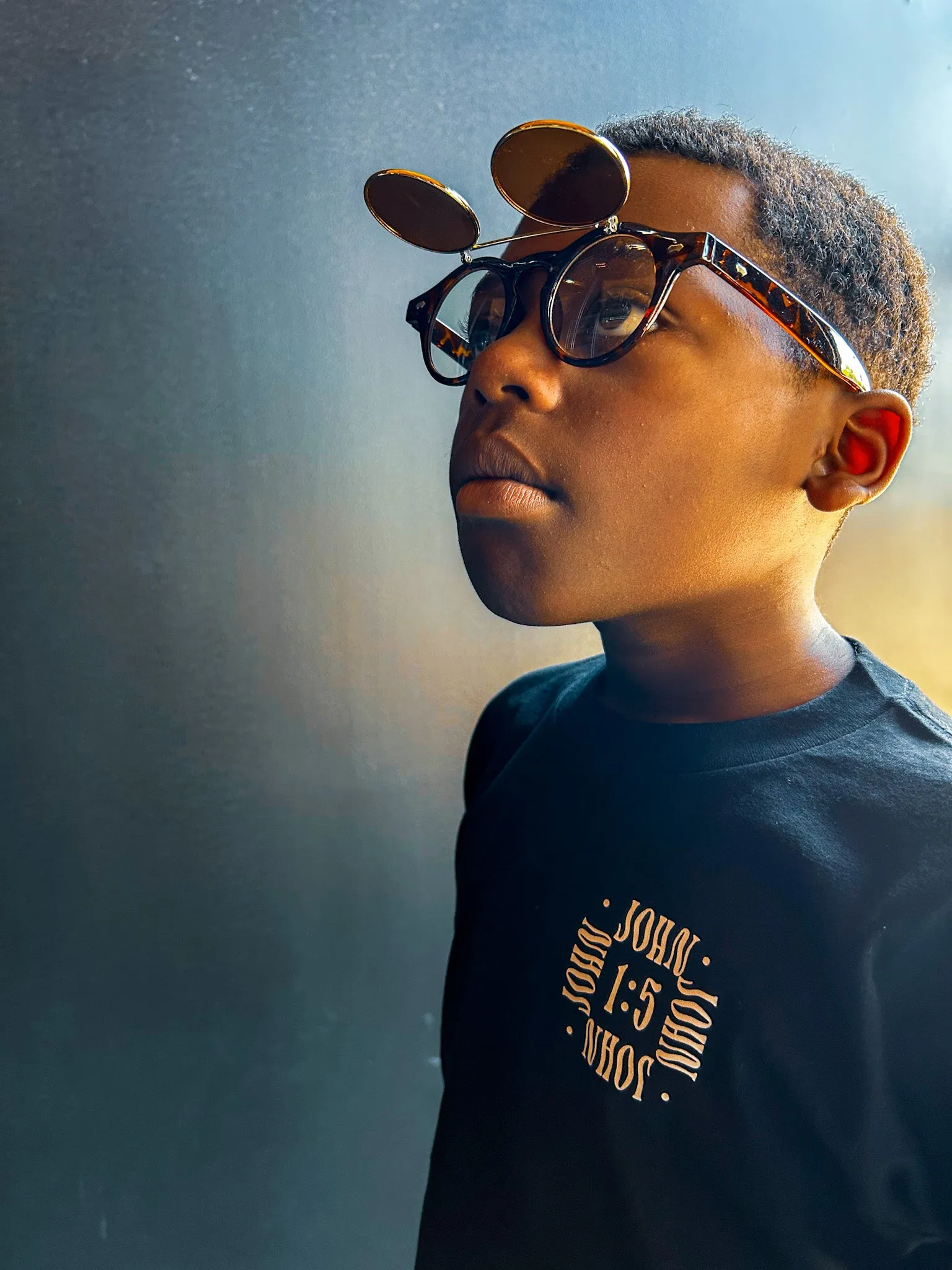 Light in Darkness Kids T-shirt