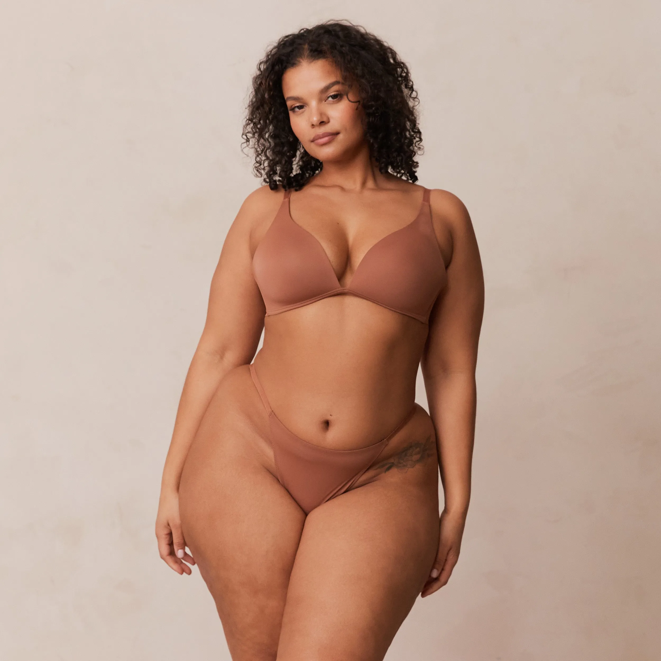 Light Plunge Soutien-Gorge T-Shirt Sans Armatures - Moka