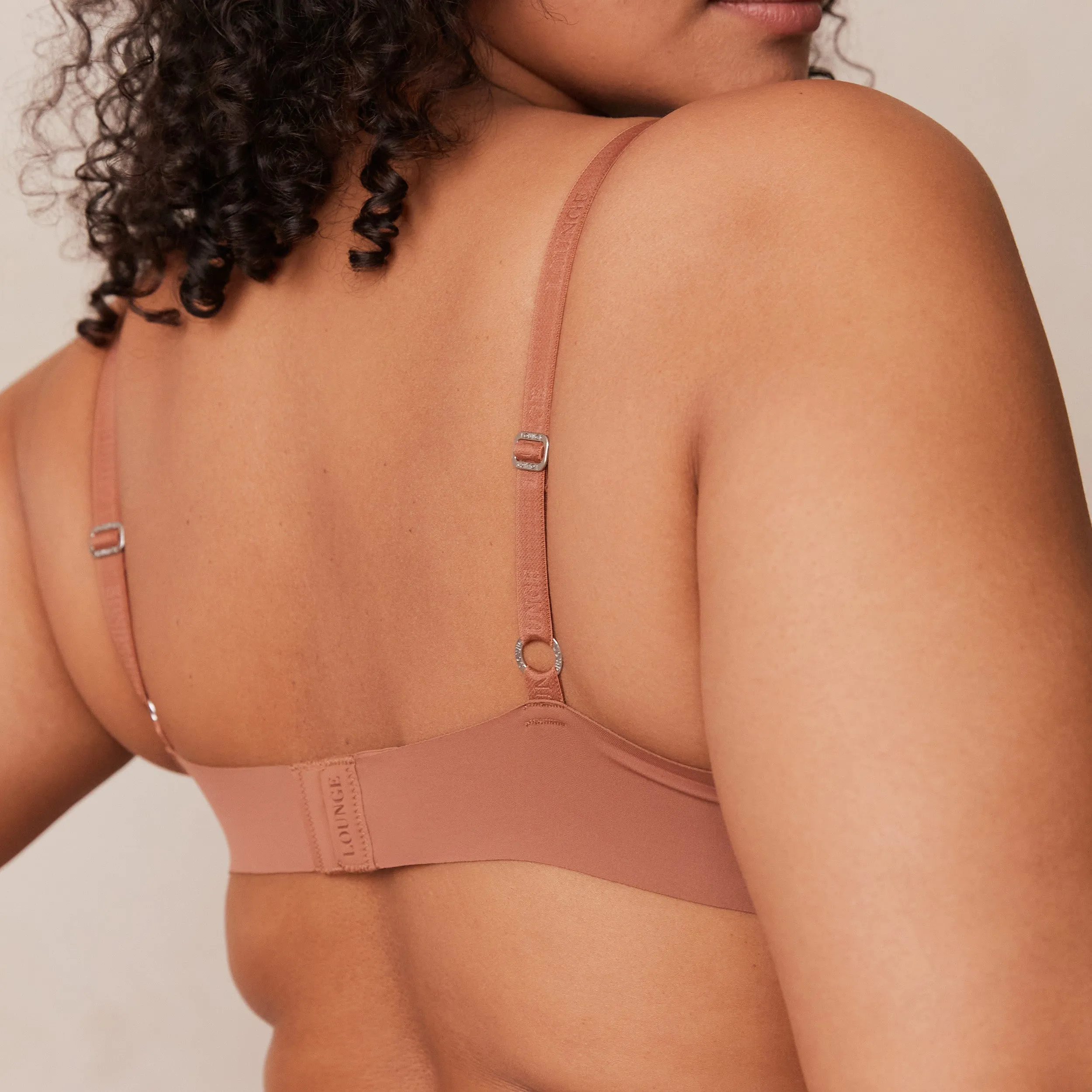 Light Plunge Soutien-Gorge T-Shirt Sans Armatures - Moka