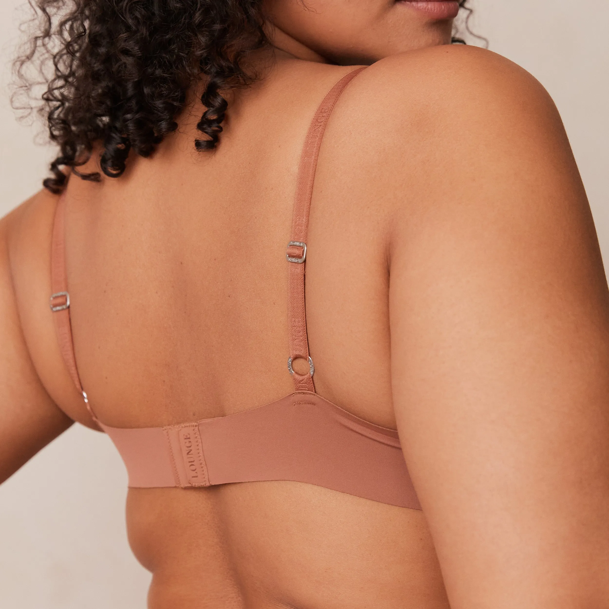 Light Plunge Soutien-Gorge T-Shirt Sans Armatures - Moka