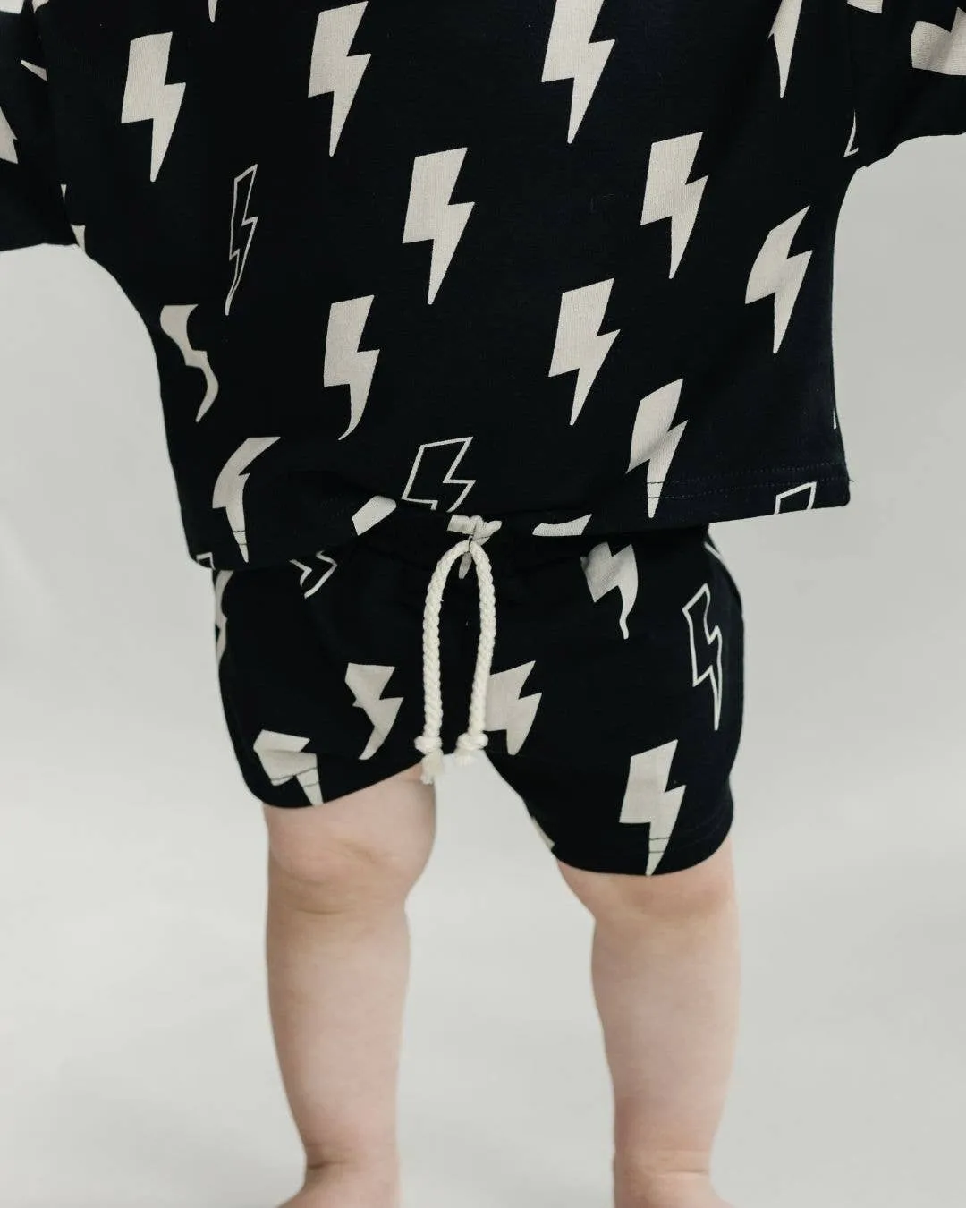 Lucky Panda Kids - Shorts Set | Black Bolts: 3T