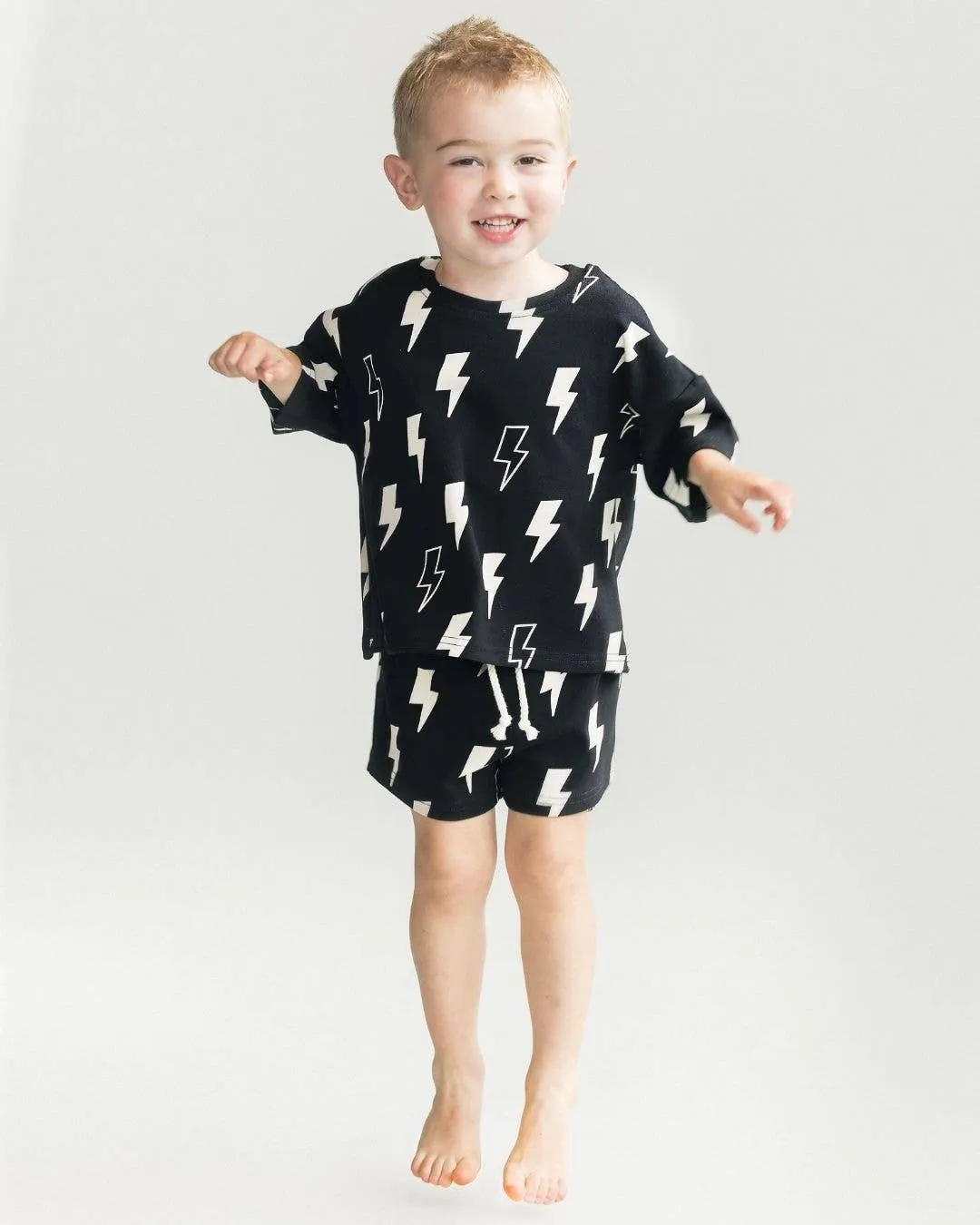 Lucky Panda Kids - Shorts Set | Black Bolts: 3T
