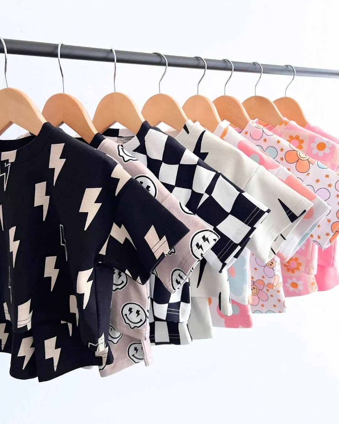 Lucky Panda Kids - Shorts Set | Black Bolts: 3T