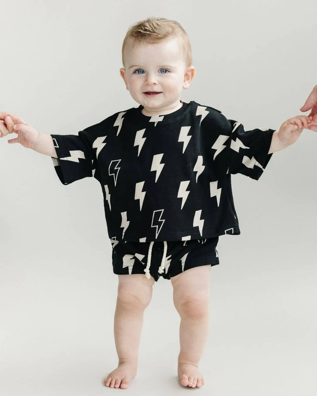 Lucky Panda Kids - Shorts Set | Black Bolts: 3T