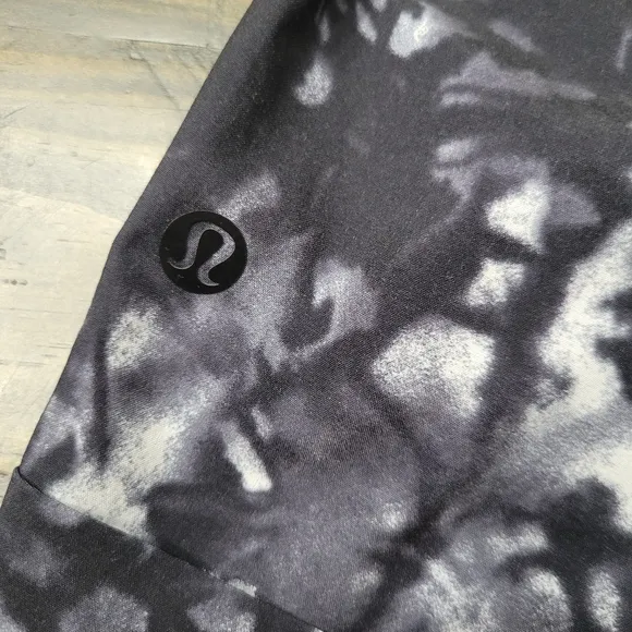 LULULEMON Spring Break‎ Away Shorts | 4