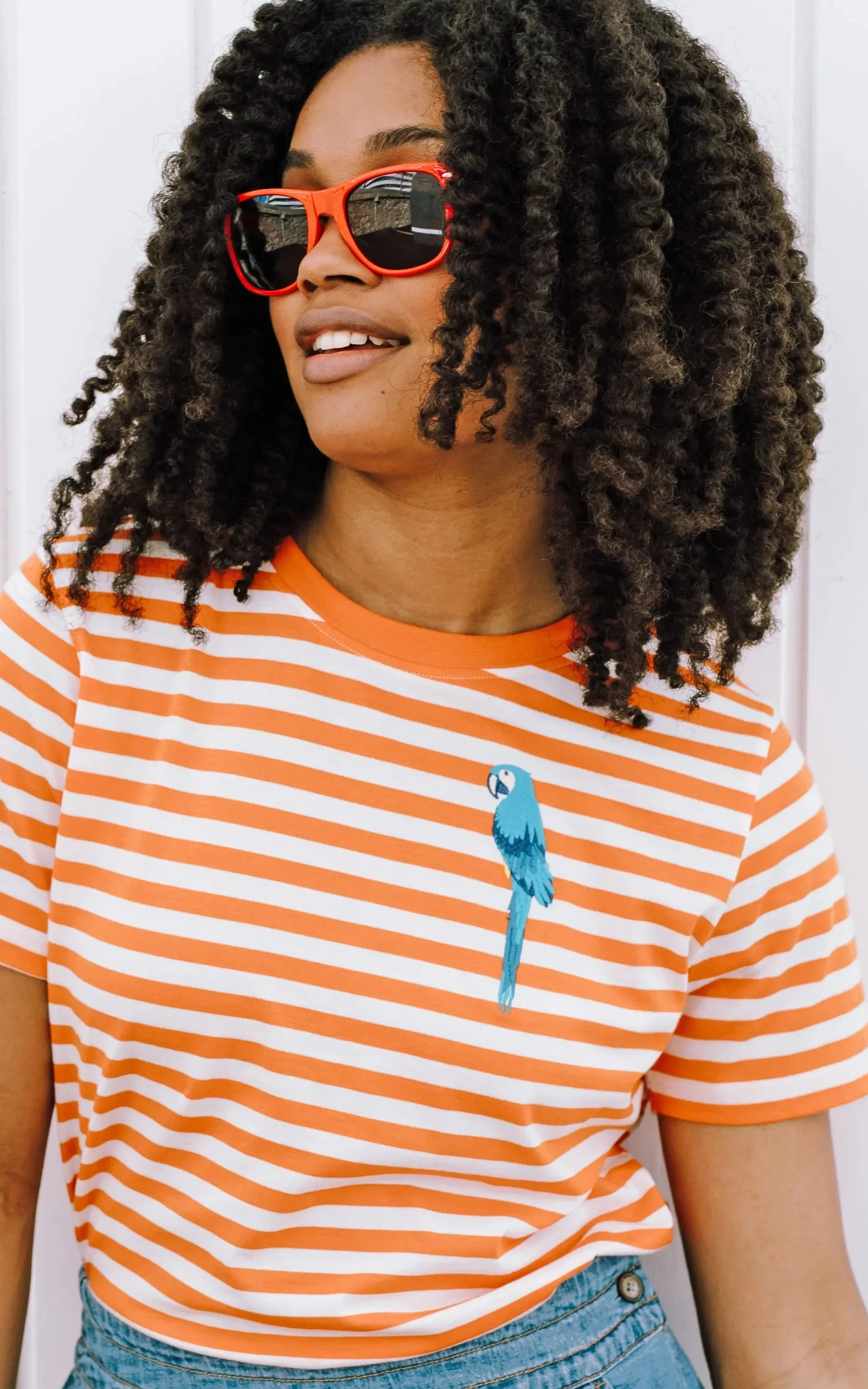 Maggie T-shirt Off-White Orange Stripy Parrot