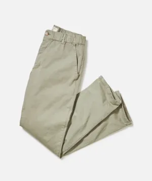 Marine Layer Saturday Twill Chino Slim Straight in Vetiver