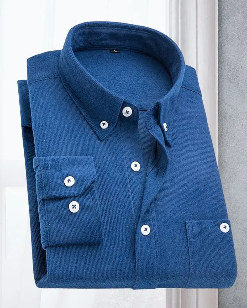 Men’s Long-Sleeve Buttoned Corduroy Shirt