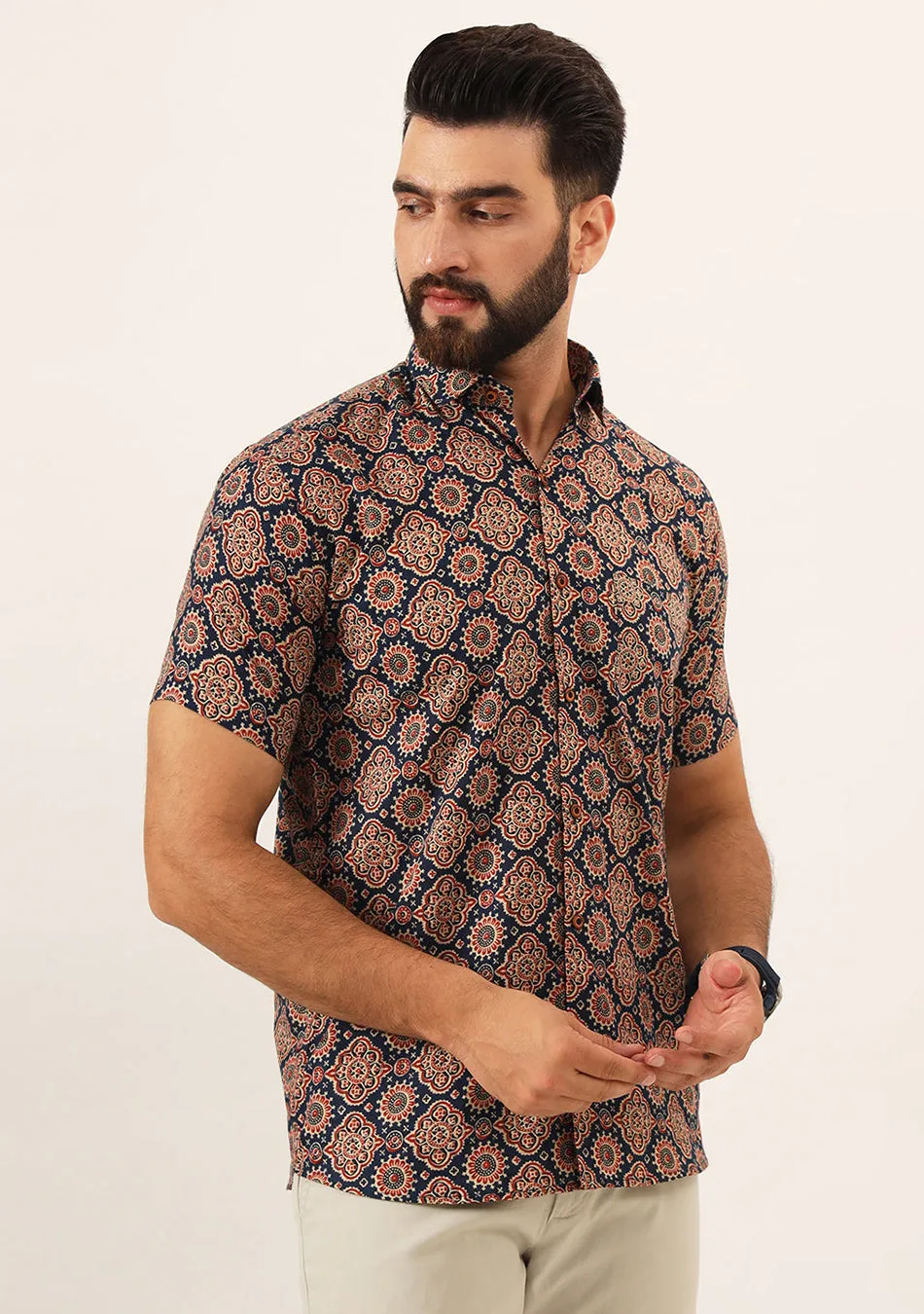 MultiColor Geometric Pure Cotton Regular Fit Casual Mem's Shirt