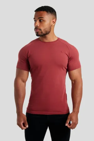 Muscle Fit T-Shirt in Merlot