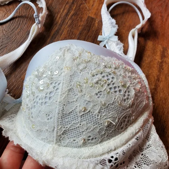 NEW Victoria's secret dream angels lace demi 32B