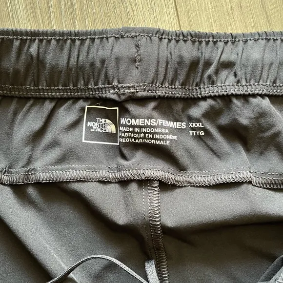NWT The North Fave Black Womans Wander Shorts Size 3X