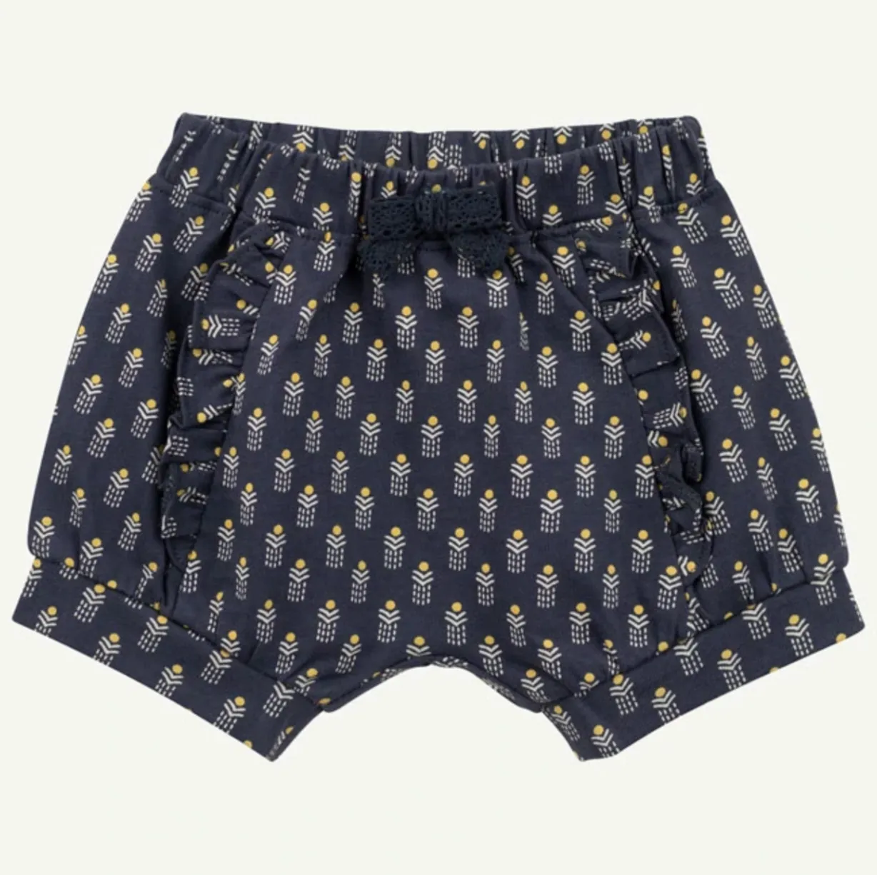 Oliver & Rain Gold & Charcoal Geo Print Ruffle Short
