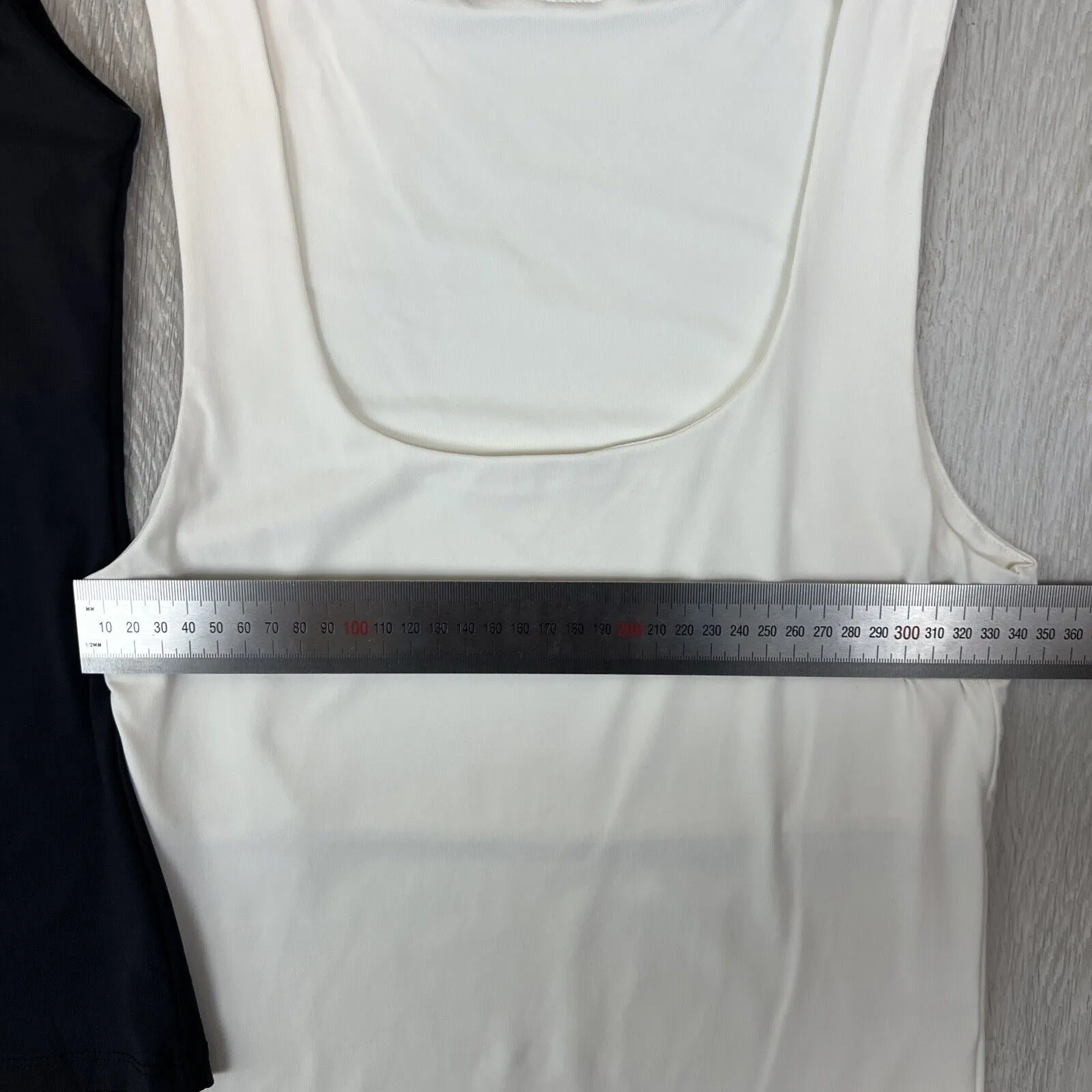 Only Brand Womens Tank Top Size Small (2 Tops)