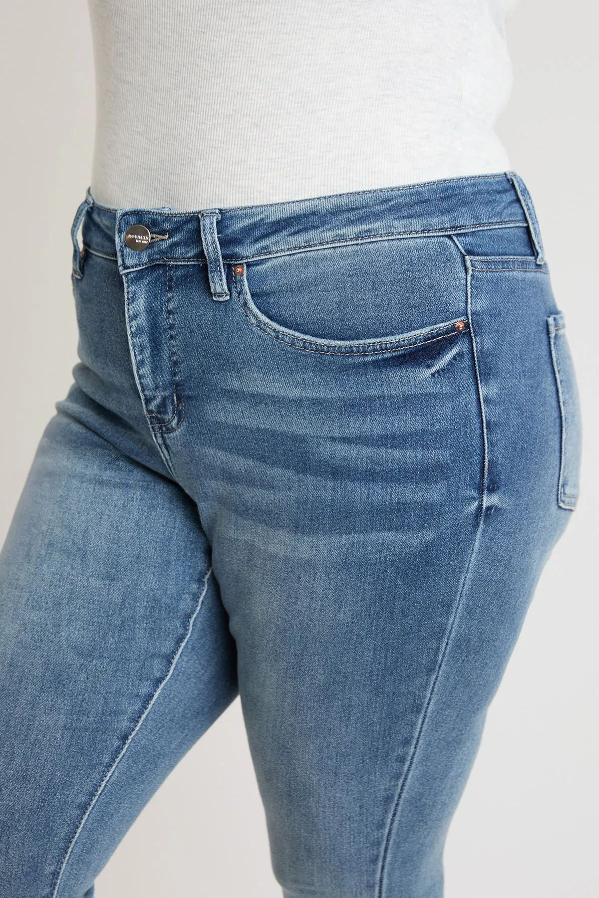 Plus Mid Rise Premium Stretch Skinny Jean