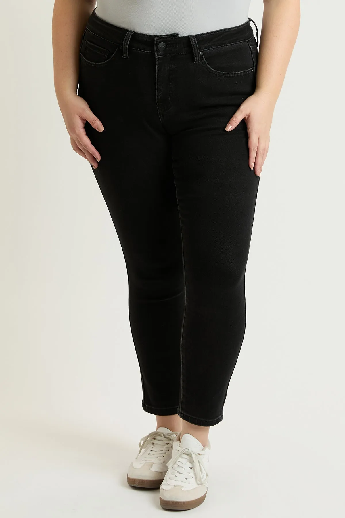 Plus Mid Rise Premium Stretch Skinny Jean
