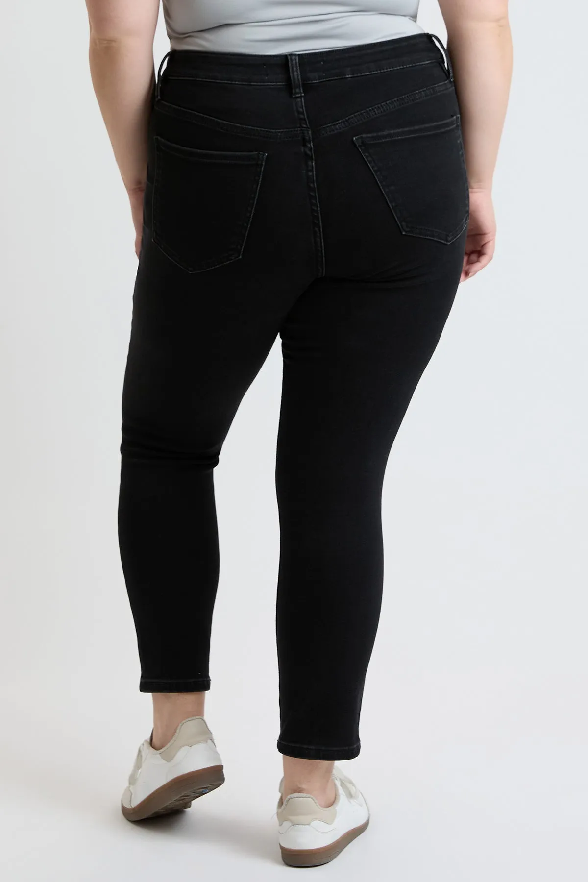 Plus Mid Rise Premium Stretch Skinny Jean