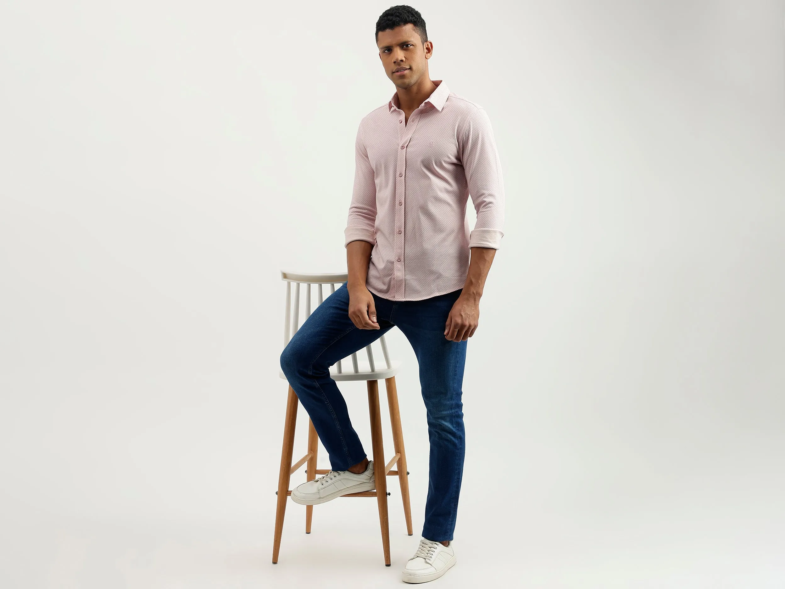 Slim Fit Spread Collar Printed Shirt