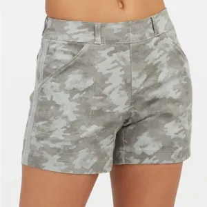 Spanx Stretch Twill Short in Camo