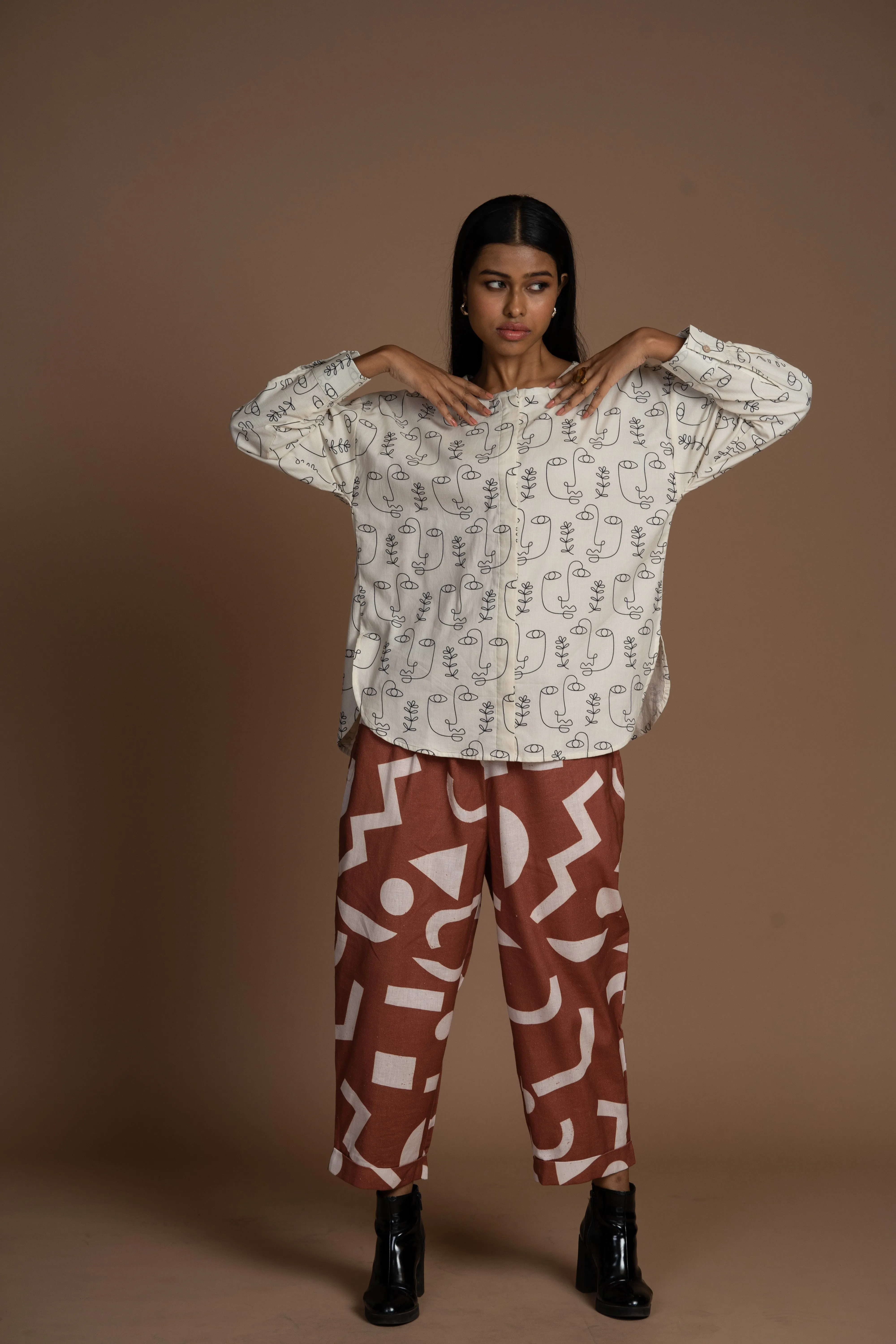 Tailored Touch Pants in We Meet Again Pattern