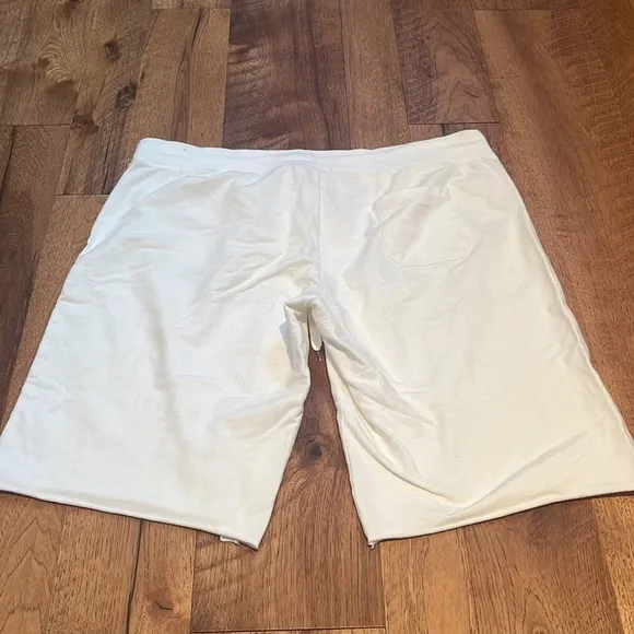 The Gap Woman’s Soft Shorts Size XL