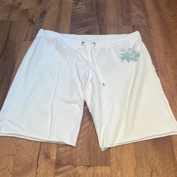 The Gap Woman’s Soft Shorts Size XL