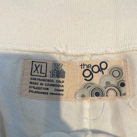 The Gap Woman’s Soft Shorts Size XL