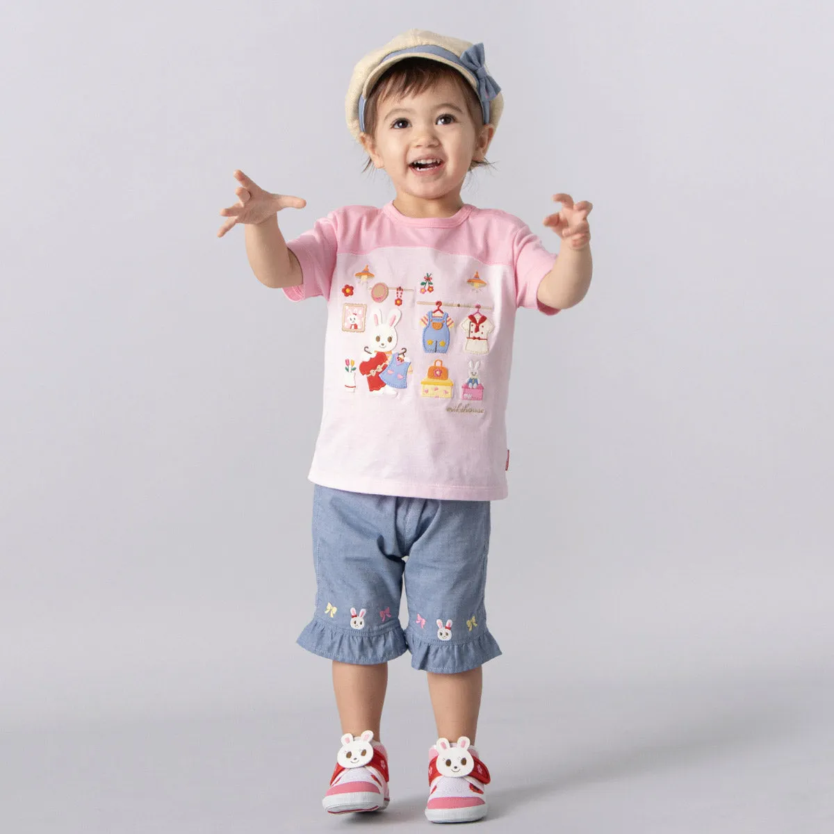 Usako’s Magical Wardrobe Tee