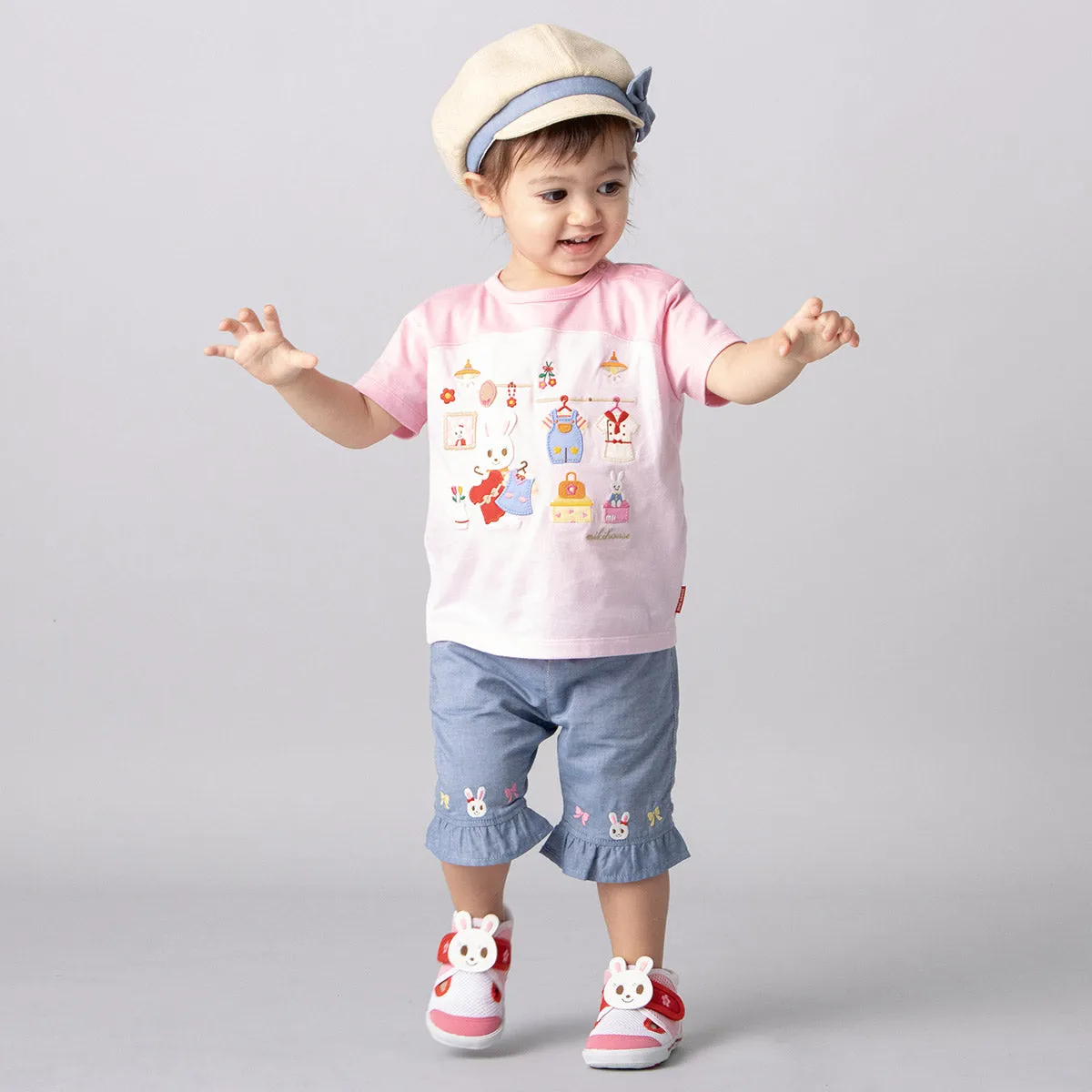 Usako’s Magical Wardrobe Tee