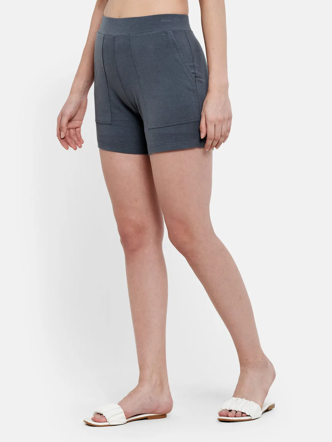 Women's Patched Pocket Cotton Modal Spandex Shorts (Black)